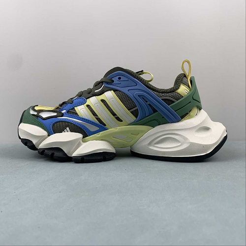 D  Adidas XLG Runner Deluxe  IH0616  36-45